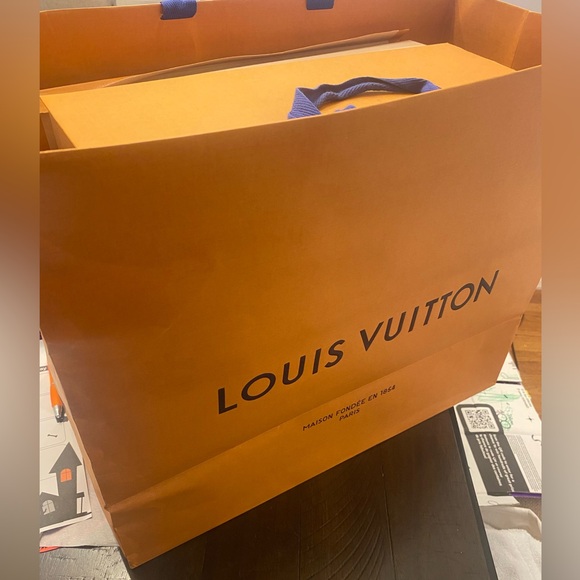 Authentic Louis Vuitton noir black Rivoli high top sneaker boot - Picture 6 of 6